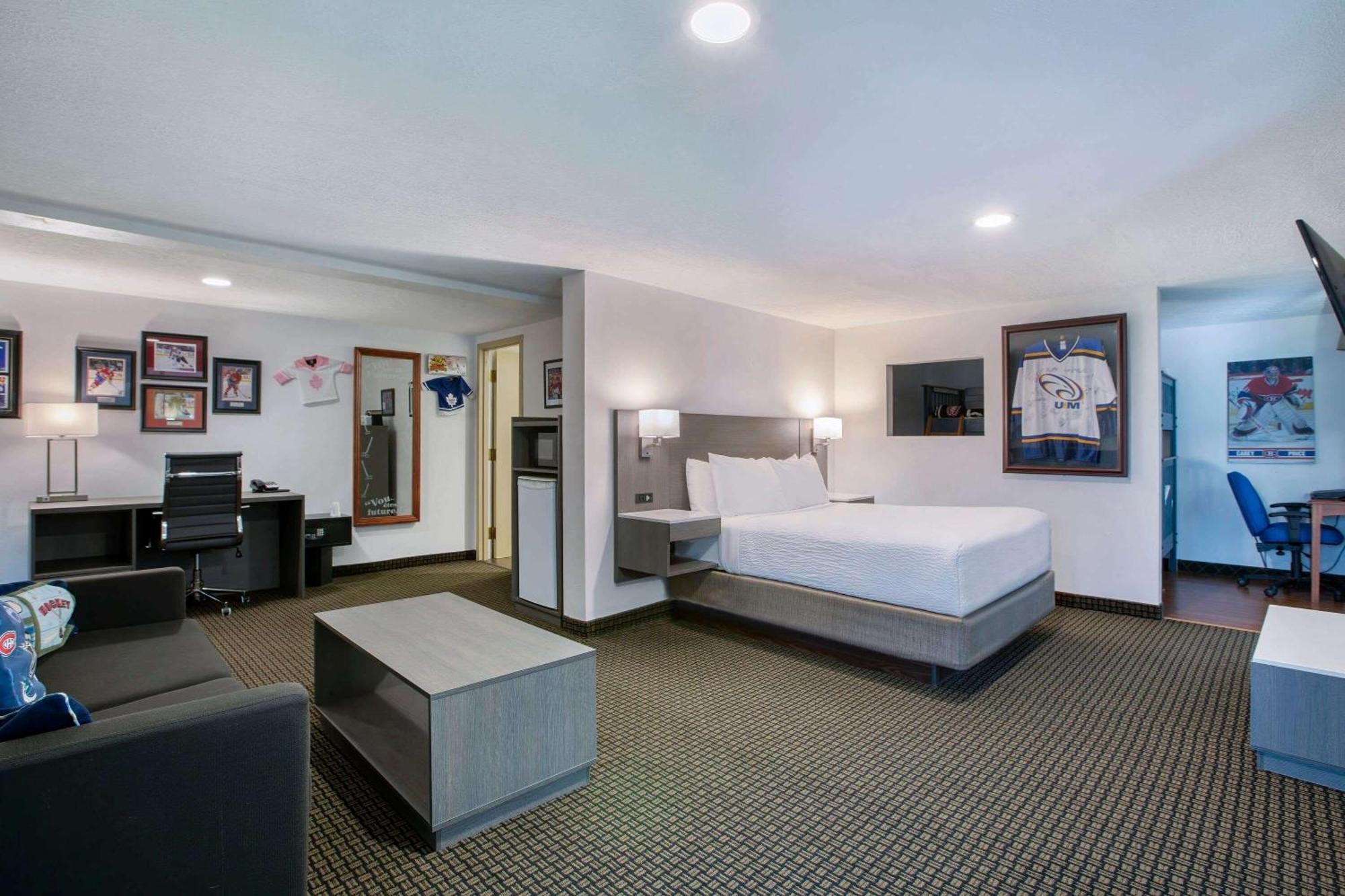 Days Inn & Suites By Wyndham Монктон Екстер'єр фото